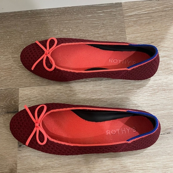 Rothy's Women's The Ballet Flat With Bows in Berry Mesh - Picture 9 of 10